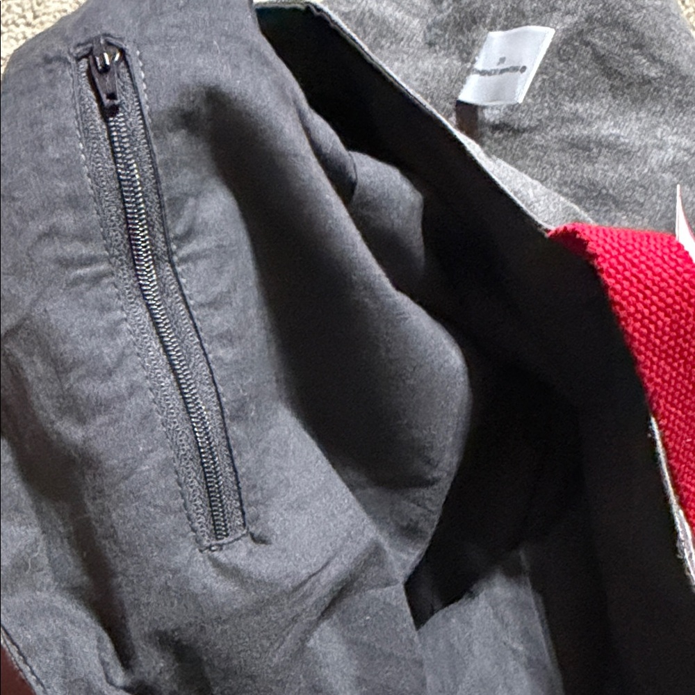 BNWT Hallmark Gray and Red Tote Bag - Picture 5 of 5